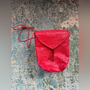 Vintage Suruchi red faux crocodile beaded shoulder strap pouch purse